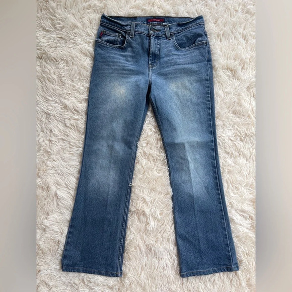 BCBGMAXAZRIA Jeans Women’s Size 8 Jamil Bootcut Mid Rise Med Wash Stretch - Picture 1 of 8